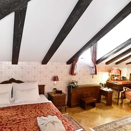 Boutique Kazbek Szálloda 5*