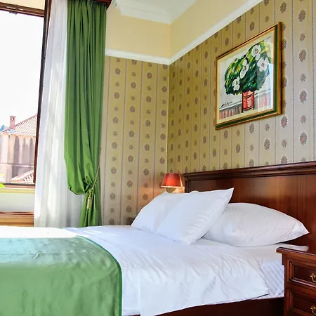 Boutique Kazbek Szálloda 5*